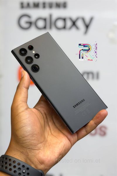 Samsung S22 Ultra (5G) 512GB RAM Dual SIM in Bole