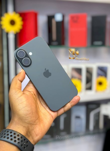 iPhone 17 in Bole